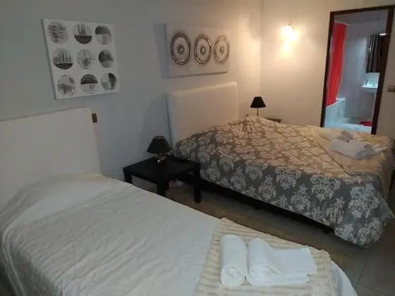 Üç Kişilik Oda, Balkon