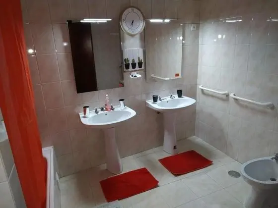 Üç Kişilik Oda, Balkon