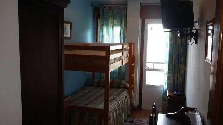 Tek Kişilik Oda, Ortak Banyo