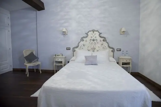 Superior Tek Büyük veya İki Ayrı Yataklı Oda