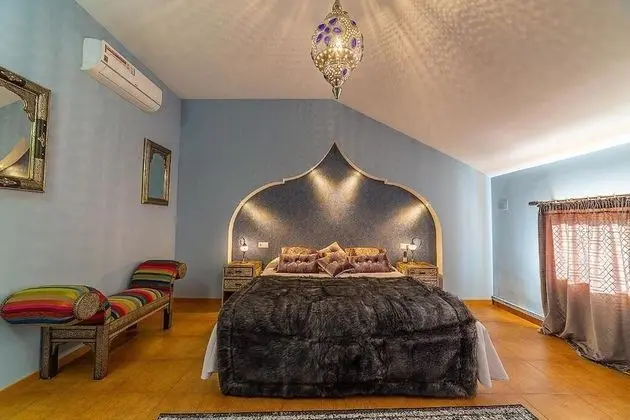 Deluxe Tek Büyük Yataklı Oda