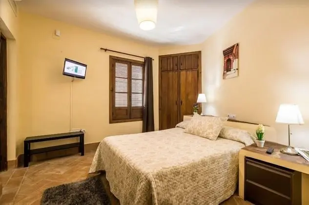 Tek Büyük Yataklı Oda