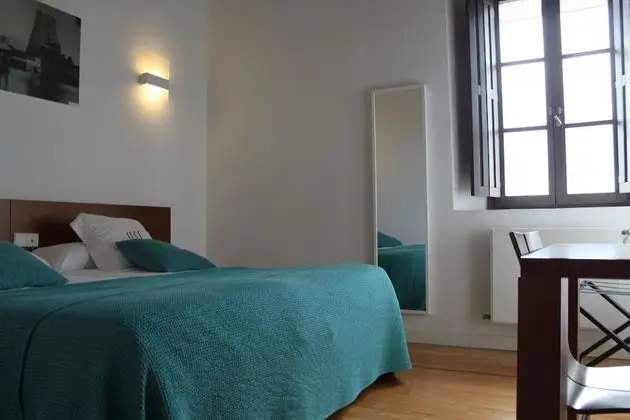 Basic Tek Büyük Yataklı Oda