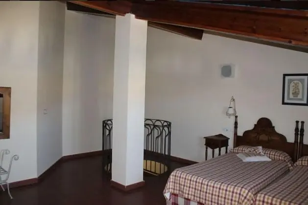 Family Oda, Bağlantılı Odalar