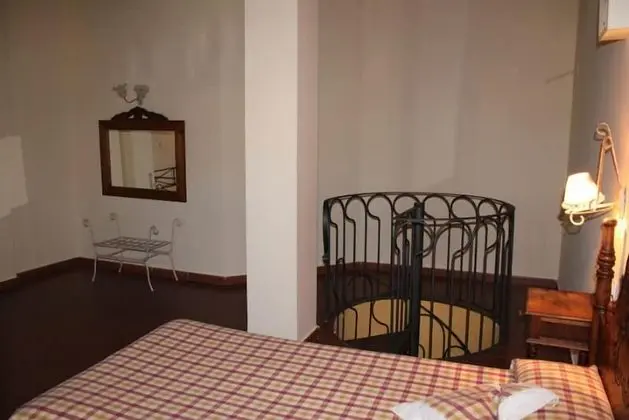 Family Oda, Bağlantılı Odalar