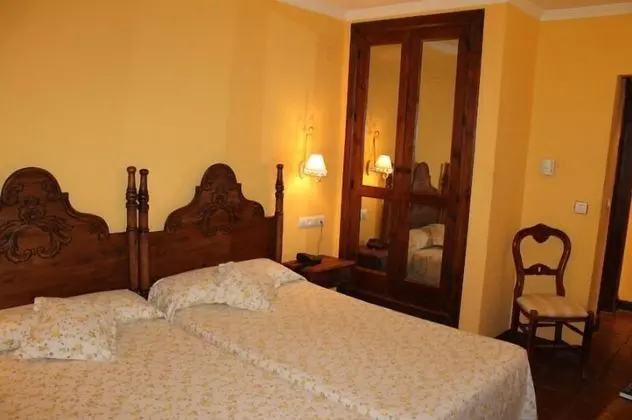 Family Oda, Bağlantılı Odalar