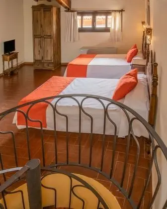 Family Oda, Bağlantılı Odalar