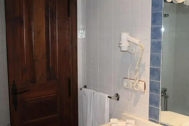 Family Oda, Bağlantılı Odalar