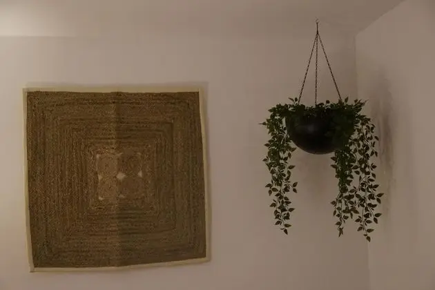 Junior Süit, Teras (El Tejar)