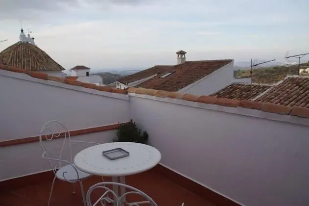 Junior Süit, Teras (El Tejar)