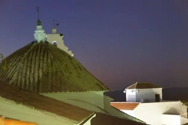 Junior Süit, Teras (El Tejar)