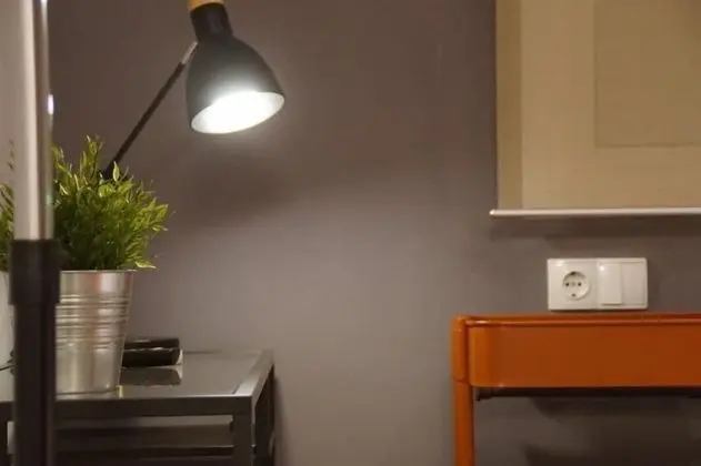 Tek Büyük Yataklı Oda (Charlot)