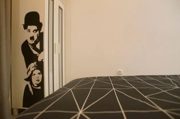 Tek Büyük Yataklı Oda (Charlot)