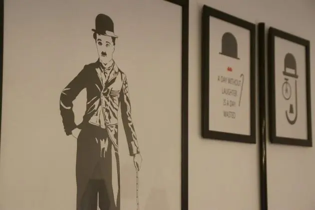 Tek Büyük Yataklı Oda (Charlot)