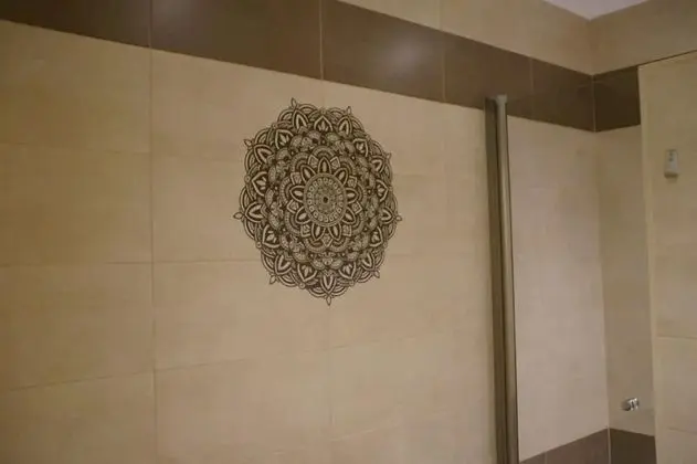 Tek Büyük Yataklı Oda (Mandala)