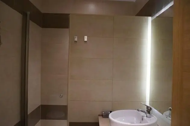 Tek Büyük Yataklı Oda (Mandala)