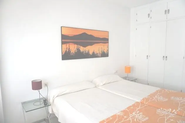 Tek Büyük veya İki Ayrı Yataklı Oda (V)