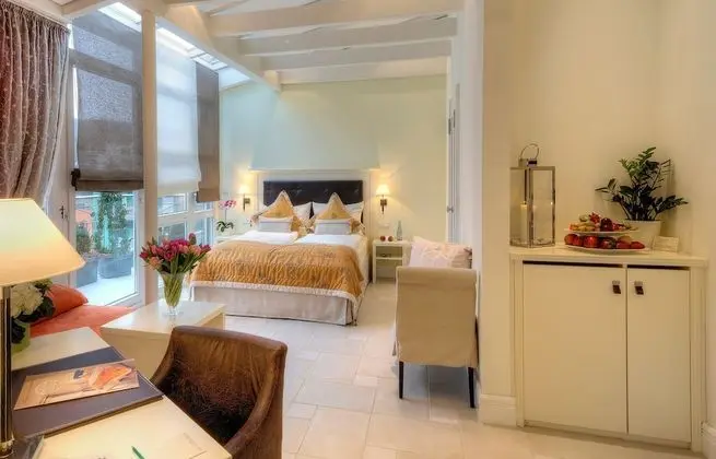 Tek Büyük Yataklı Oda