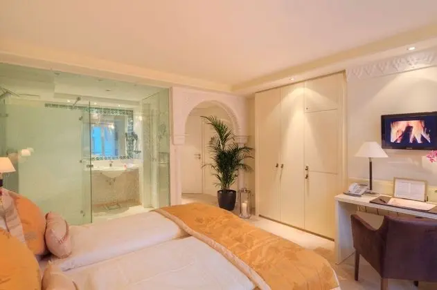 Tek Büyük Yataklı Oda