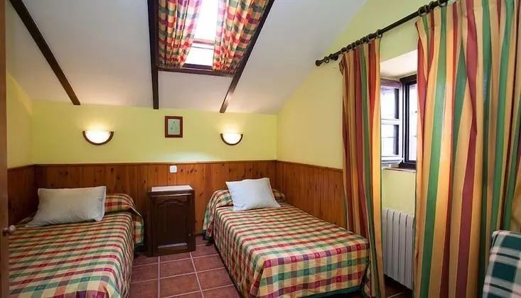 Tek Büyük Yataklı Oda, Ortak Banyo