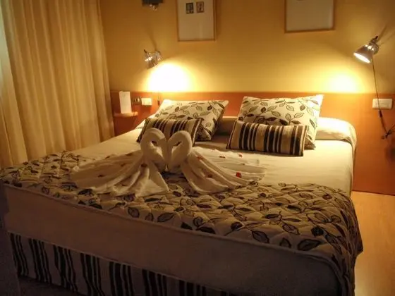 Tek Büyük veya İki Ayrı Yataklı Oda