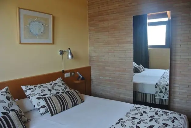 Tek Büyük veya İki Ayrı Yataklı Oda