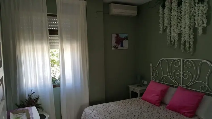Habitación con cama doble, baño privado
