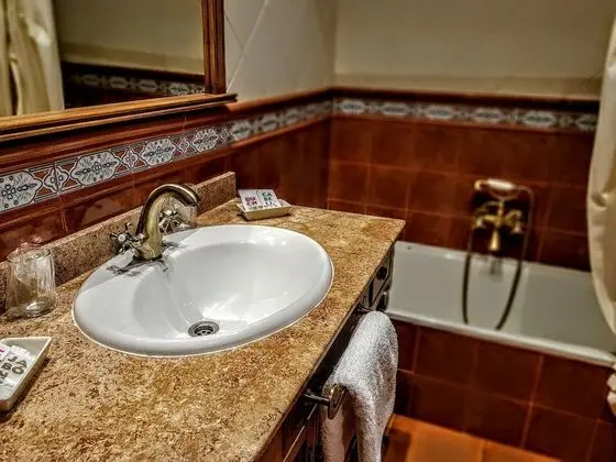 Tek Büyük veya İki Ayrı Yataklı Oda