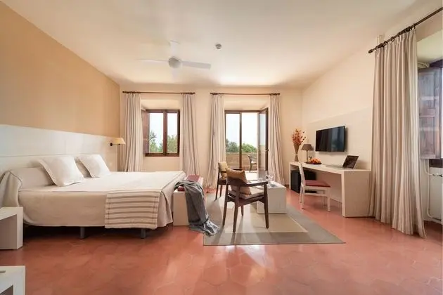 Junior Suite Family (2 Adults)