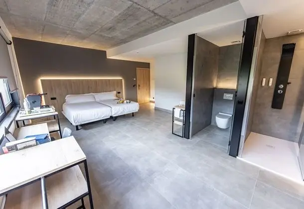 Superior Tek Büyük Yataklı Oda