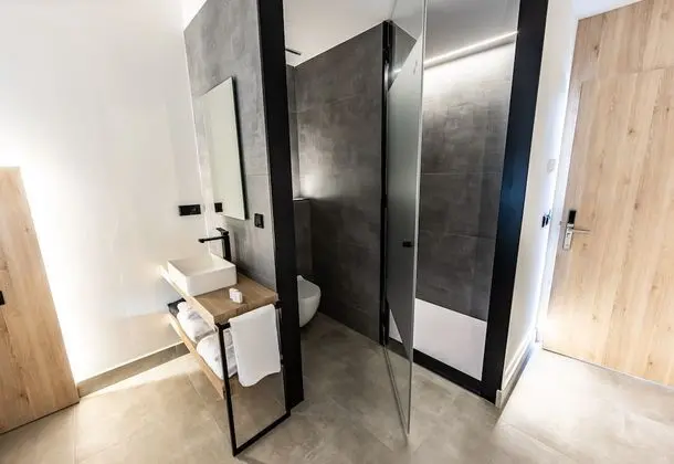 Tek Büyük Yataklı Oda