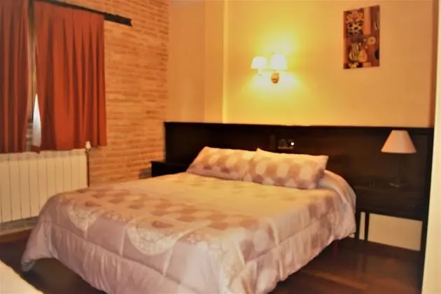 Tek Büyük veya İki Ayrı Yataklı Oda