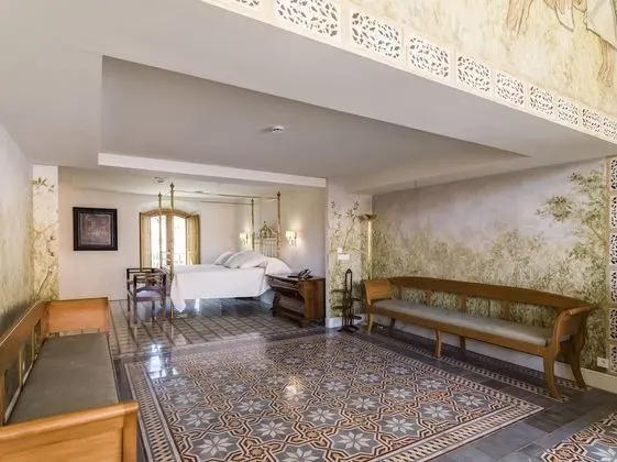 Exclusive Stüdyo Süit