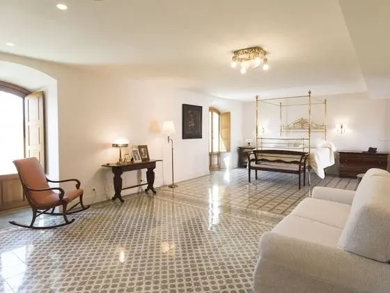 Exclusive Stüdyo Süit