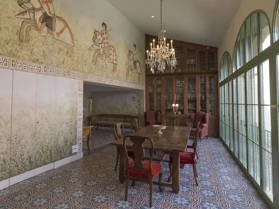 Exclusive Stüdyo Süit