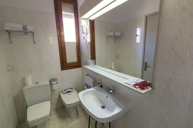 Tek Büyük veya İki Ayrı Yataklı Oda