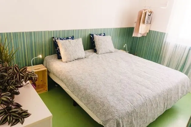 Tek Büyük Yataklı Oda, Zemin Kat