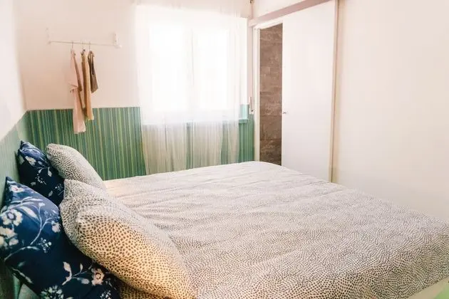 Tek Büyük Yataklı Oda, Zemin Kat