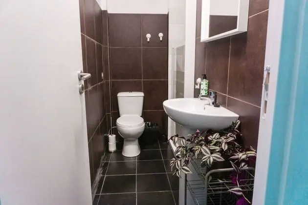 Tek Büyük Yataklı Oda, Zemin Kat