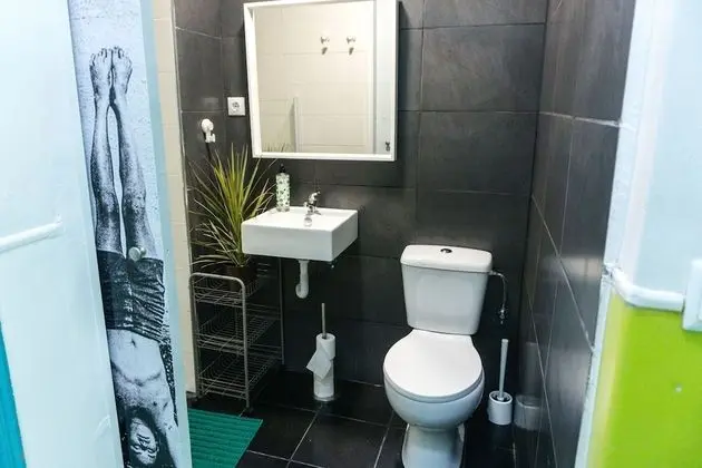 Tek Büyük Yataklı Oda, Zemin Kat