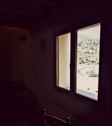 Tek Büyük Yataklı Oda, 2 Tek Kişilik Yatak, Dağ Manzaralı