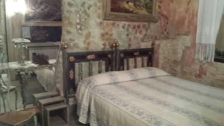 Standard Tek Büyük veya İki Ayrı Yataklı Oda