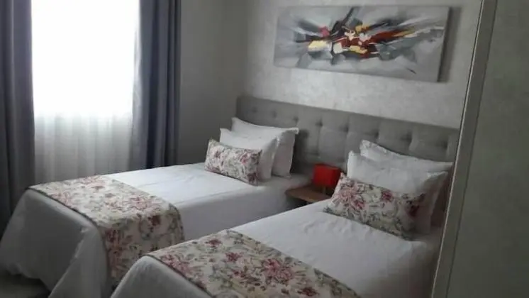 İki Ayrı Yataklı Oda, Bahçe Manzaralı