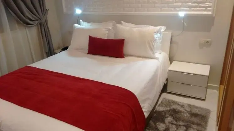 Tek Büyük Yataklı Oda, Bahçe Manzaralı