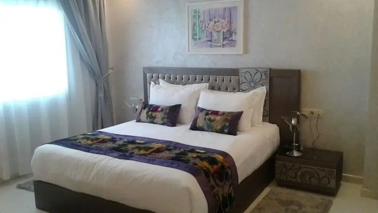 Tek Büyük Yataklı Oda, Bahçe Manzaralı