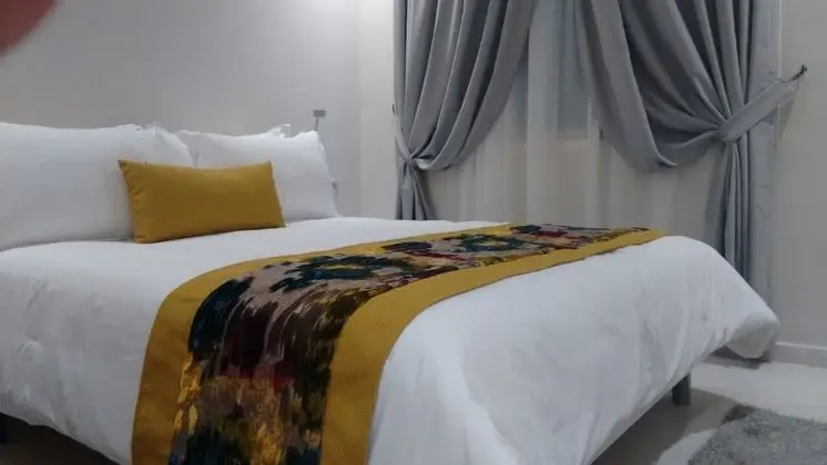 Tek Büyük Yataklı Oda, Bahçe Manzaralı