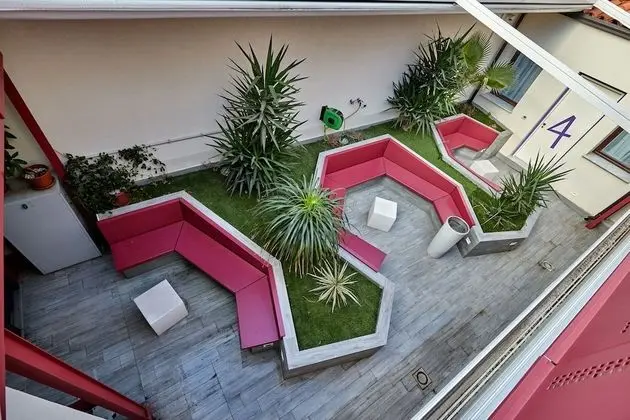 Süit, Teras, Bahçeli