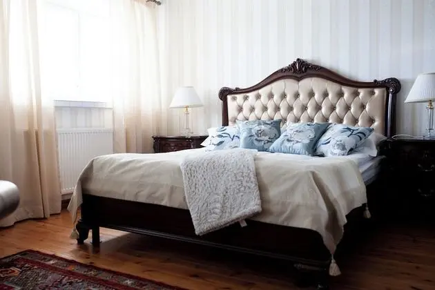 Deluxe Tek Büyük Yataklı Oda, Balkon, Göl Manzaralı