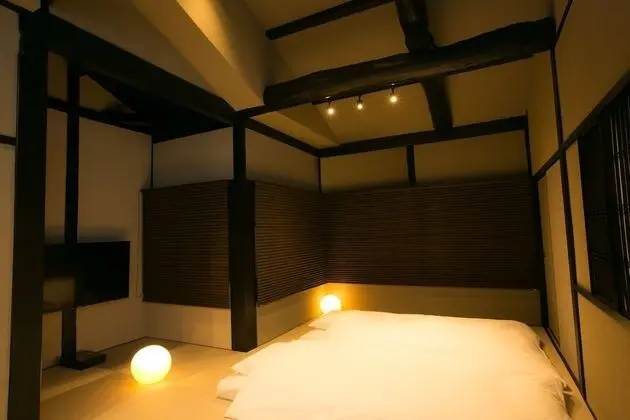 Ev (Private Vacation Home, For 1-8 Guests)