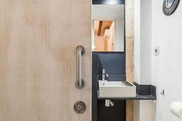 İki Ayrı Yataklı Oda, Avlu Manzaralı (2)